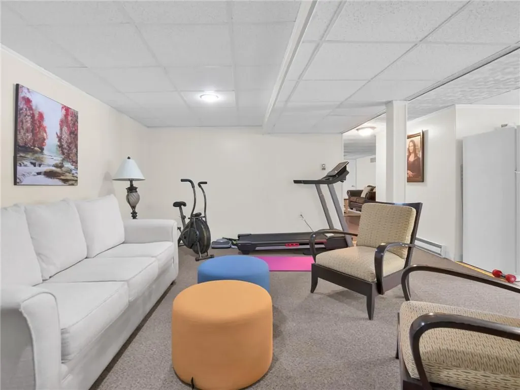 29 Sweetbriar Drive Cranston RI 02920