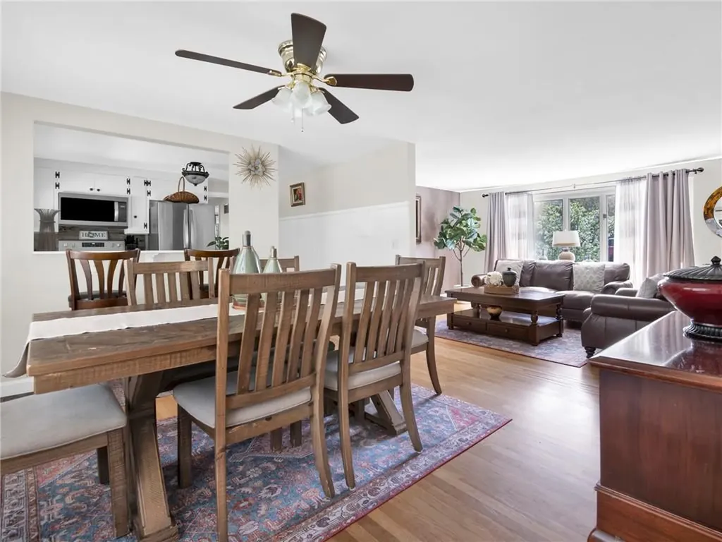 29 Sweetbriar Drive Cranston RI 02920