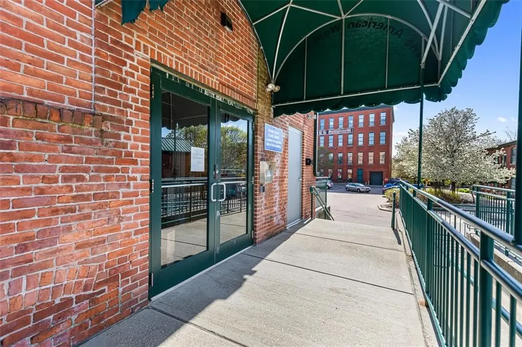 75 Eagle Street Providence RI 02909