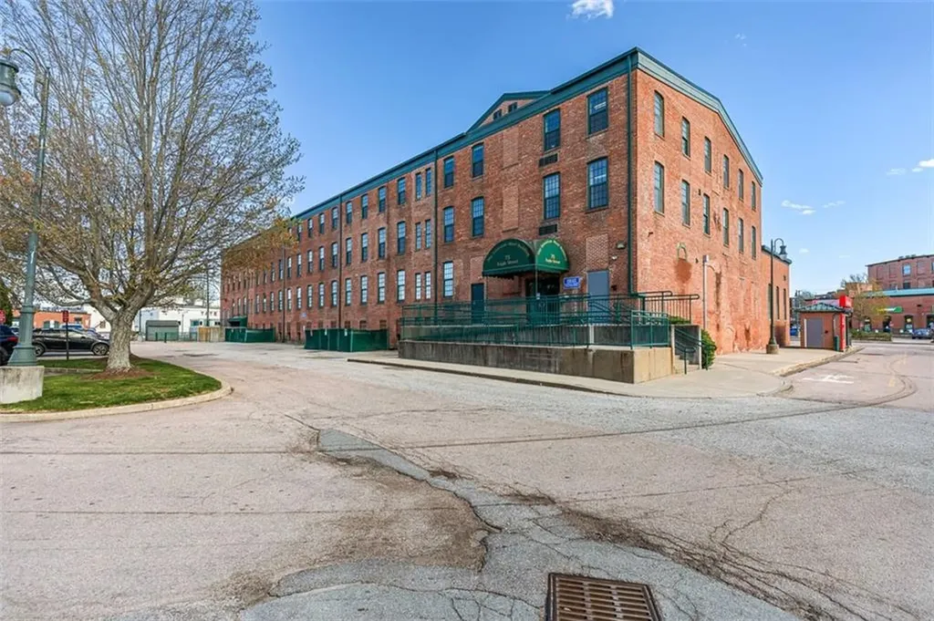 75 Eagle Street Providence RI 02909