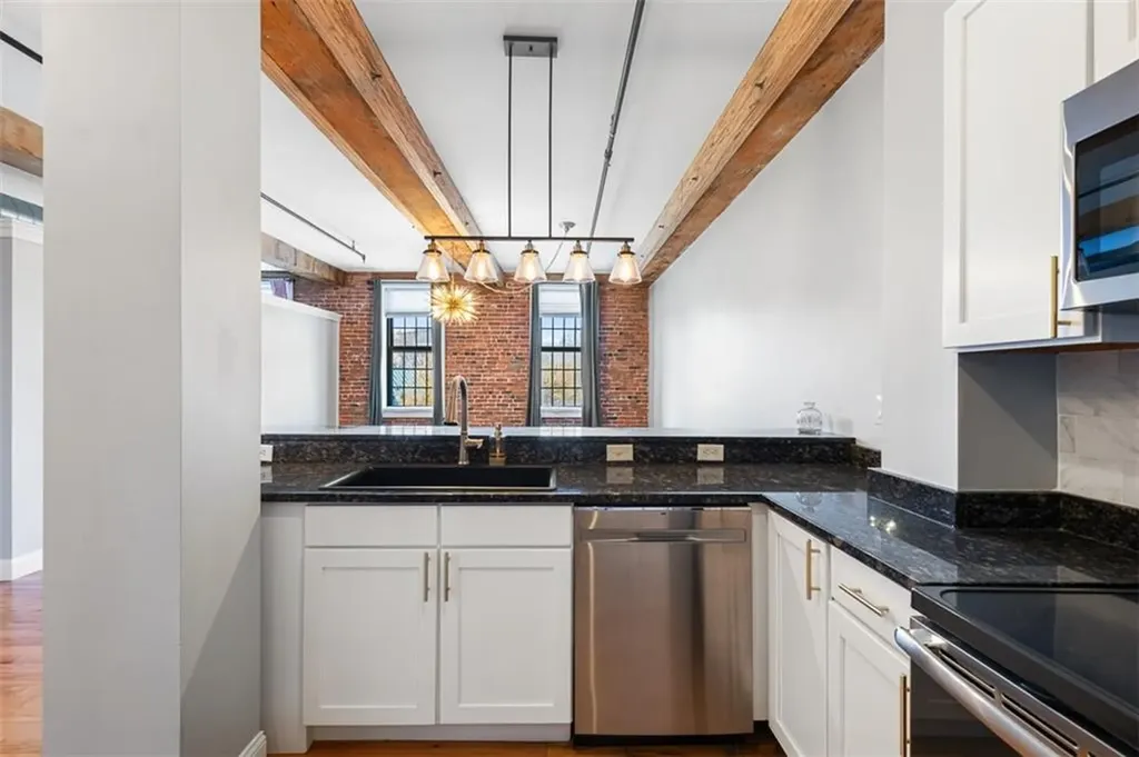 75 Eagle Street Providence RI 02909
