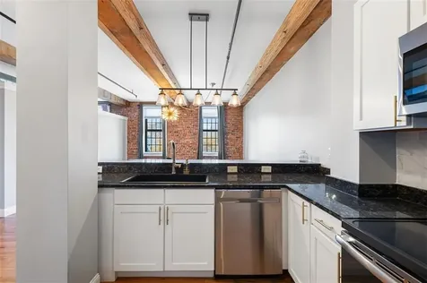 75 Eagle Street Providence RI 02909