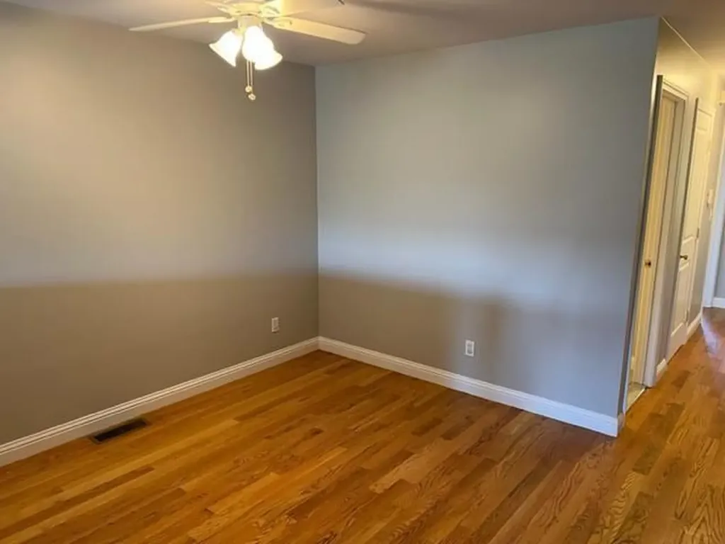 677 Metacom Avenue Bristol RI 02809