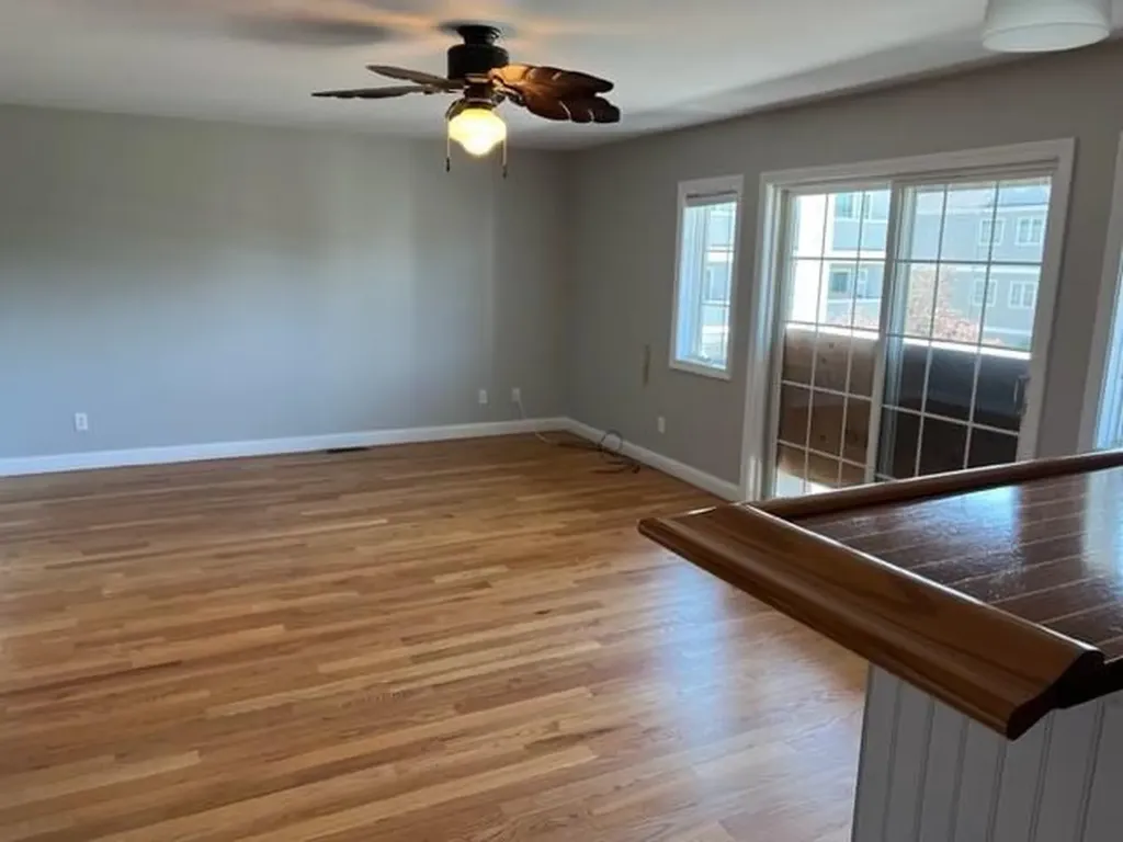 677 Metacom Avenue Bristol RI 02809