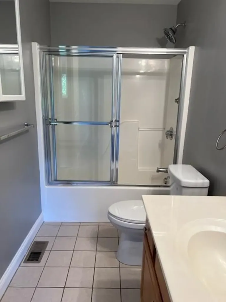 677 Metacom Avenue Bristol RI 02809