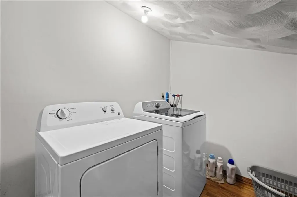 569 Smithfield Road North Providence RI 02904