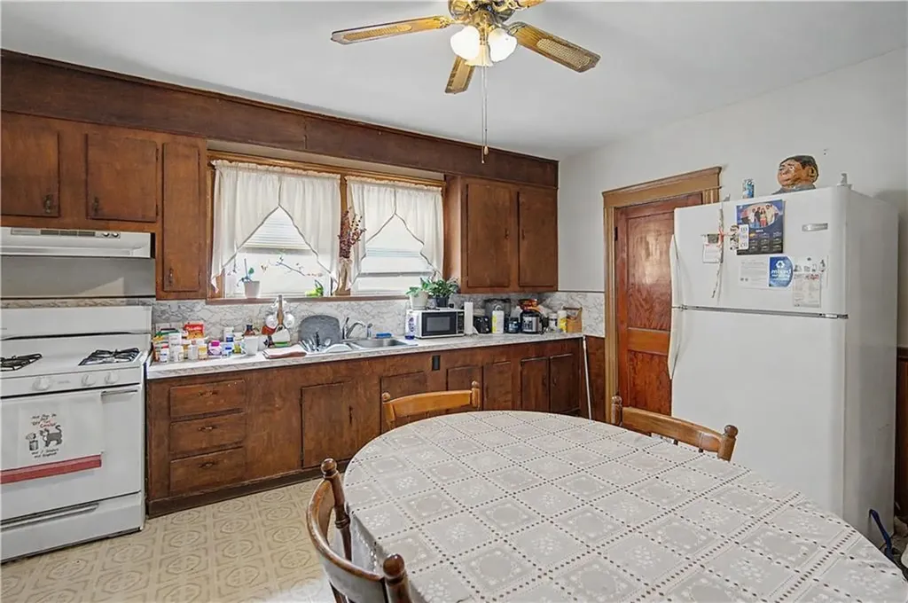 132 134 Washington Avenue Providence RI 02905