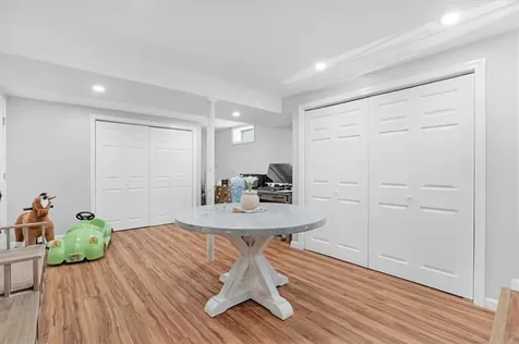 17 Pine Avenue Coventry RI 02816