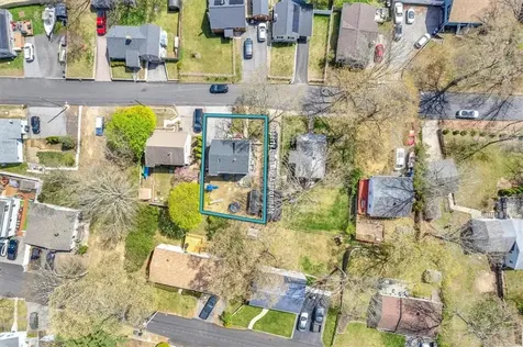 17 Pine Avenue Coventry RI 02816
