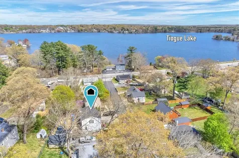 17 Pine Avenue Coventry RI 02816