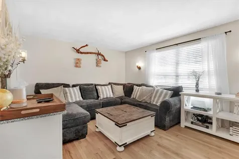 17 Pine Avenue Coventry RI 02816