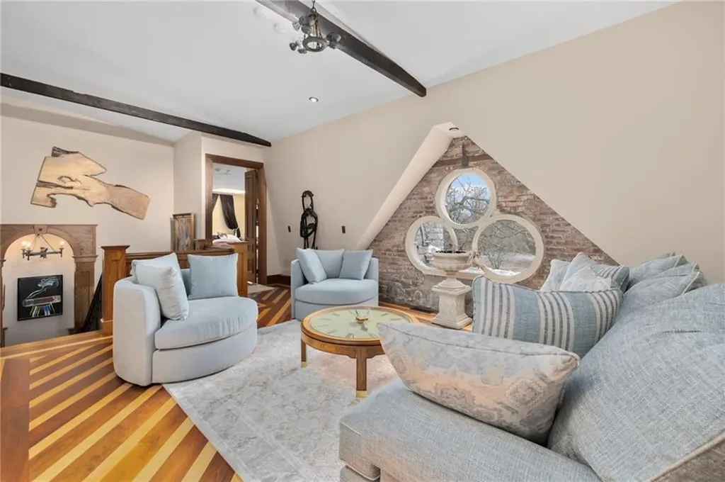 60 Old Beach Road Newport RI 02840