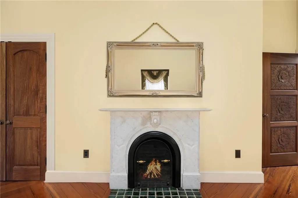 60 Old Beach Road Newport RI 02840