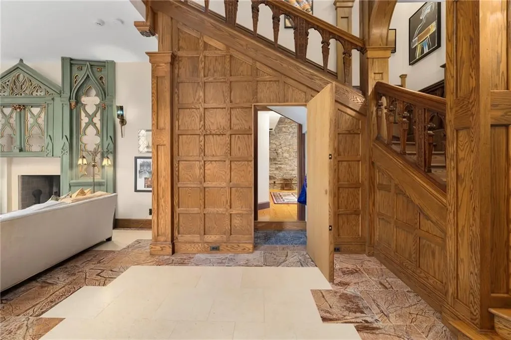 60 Old Beach Road Newport RI 02840