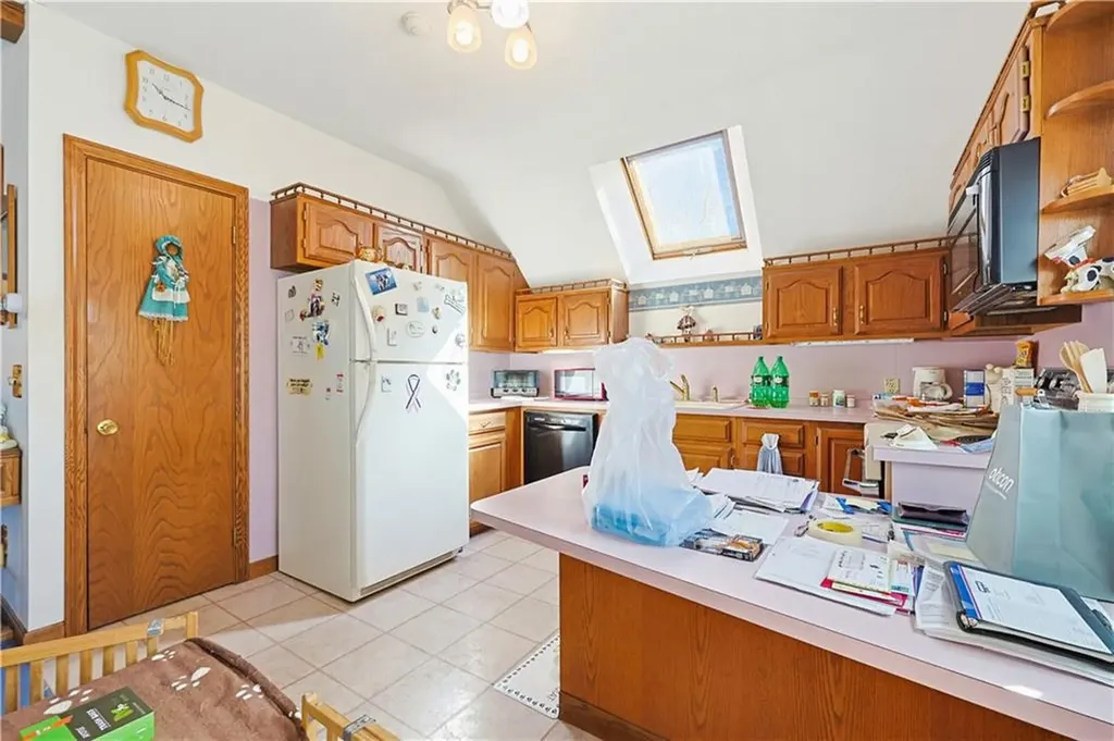 1501 Lonsdale Avenue Lincoln RI 02865