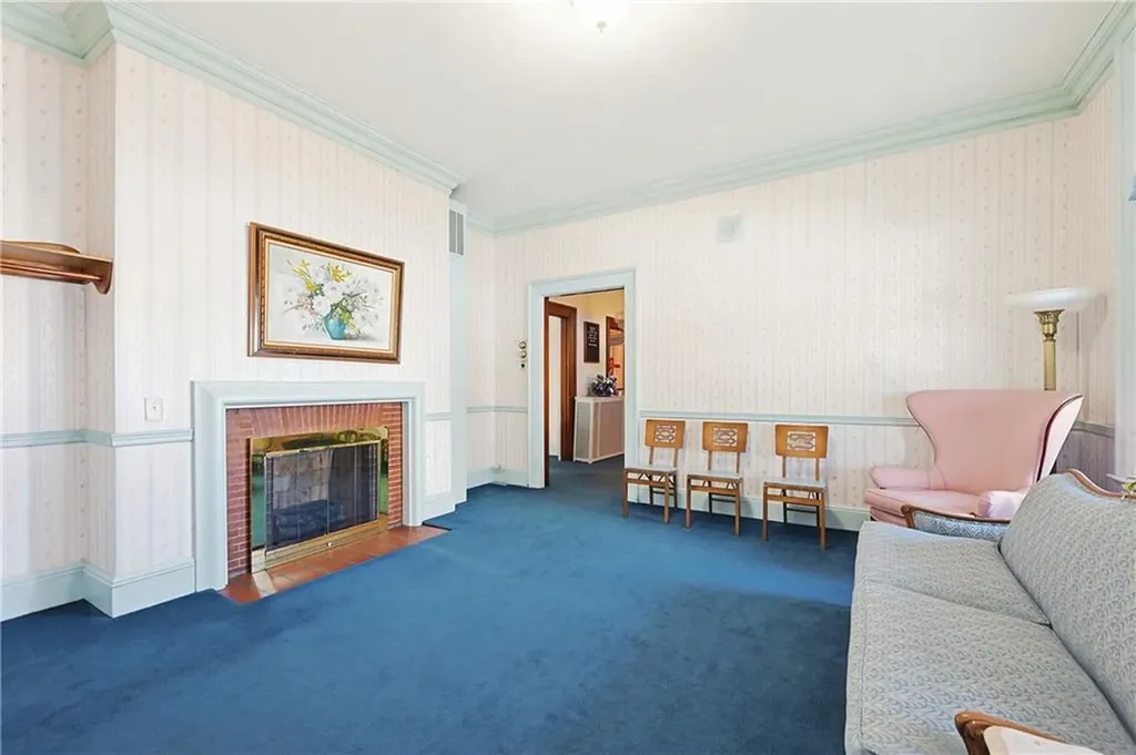 1501 Lonsdale Avenue Lincoln RI 02865