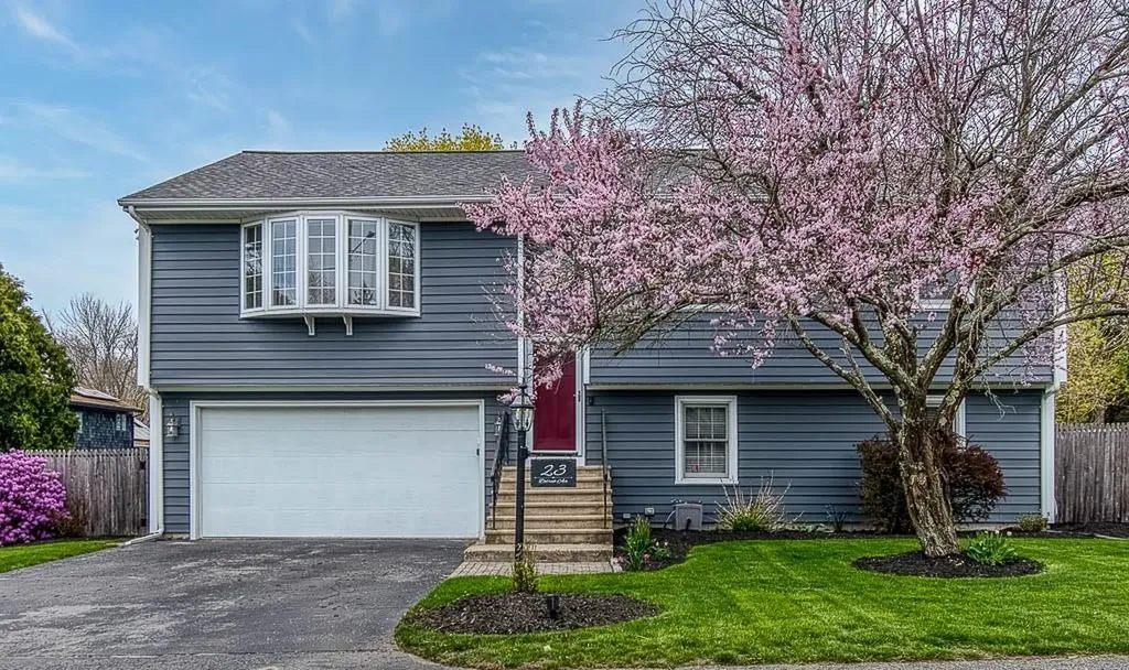 23 Detroit Avenue Warren RI 02885