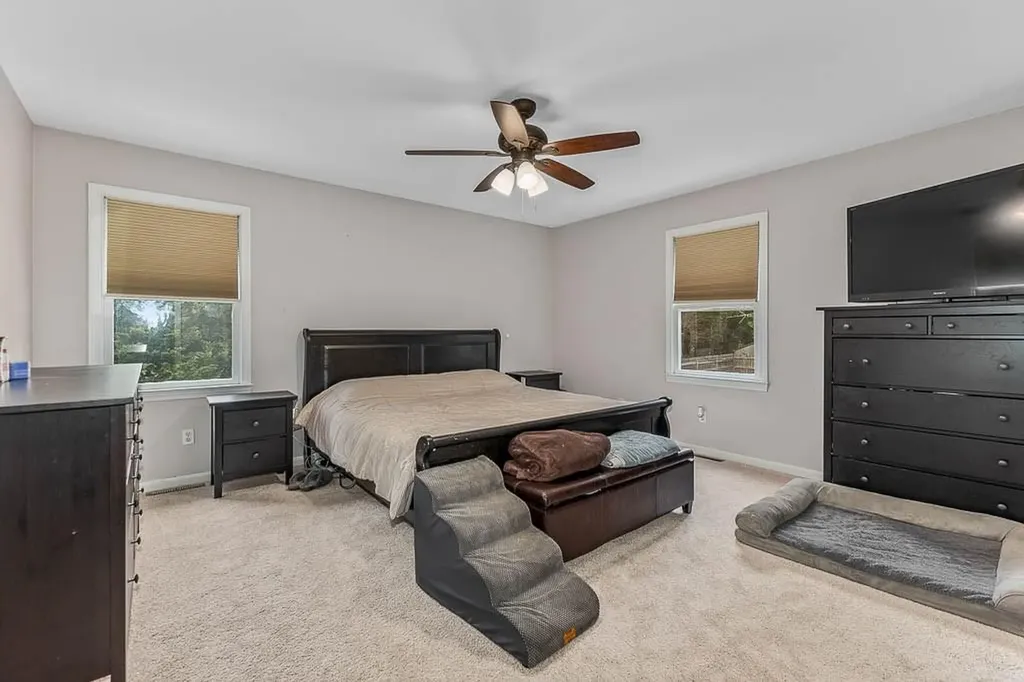 23 Detroit Avenue Warren RI 02885