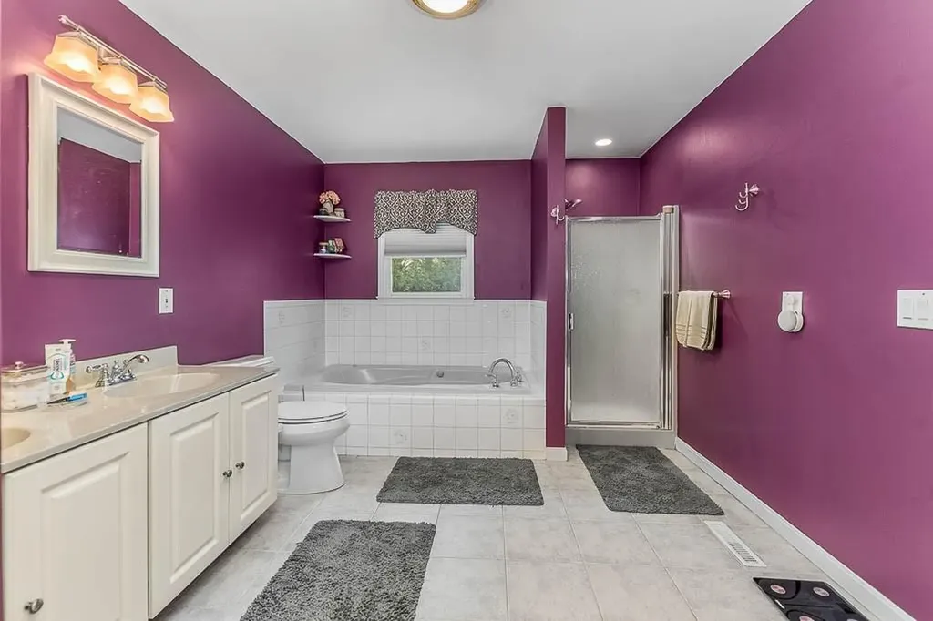23 Detroit Avenue Warren RI 02885