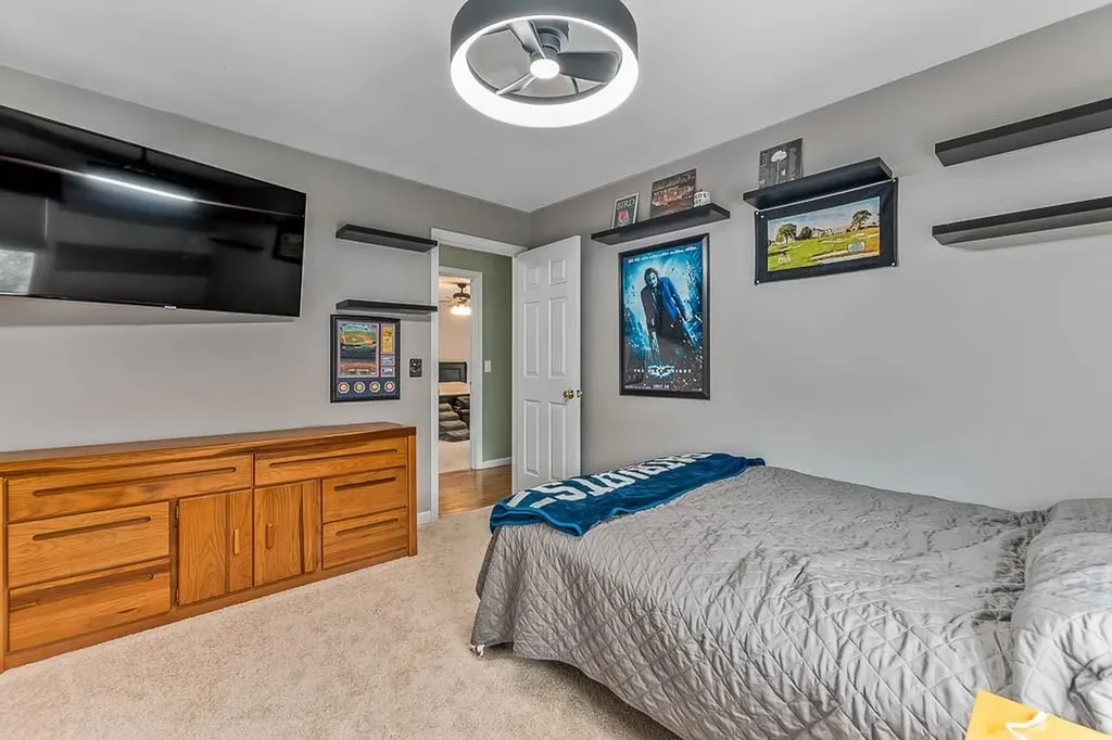 23 Detroit Avenue Warren RI 02885