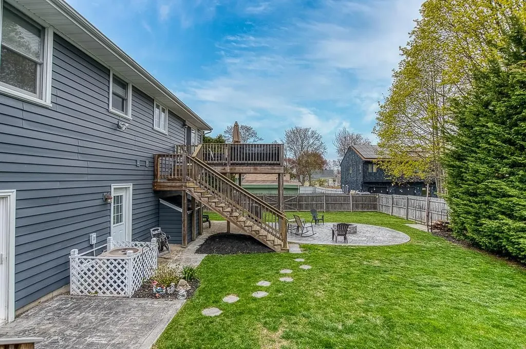 23 Detroit Avenue Warren RI 02885
