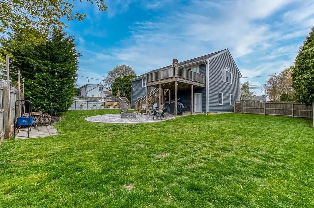 23 Detroit Avenue Warren RI 02885