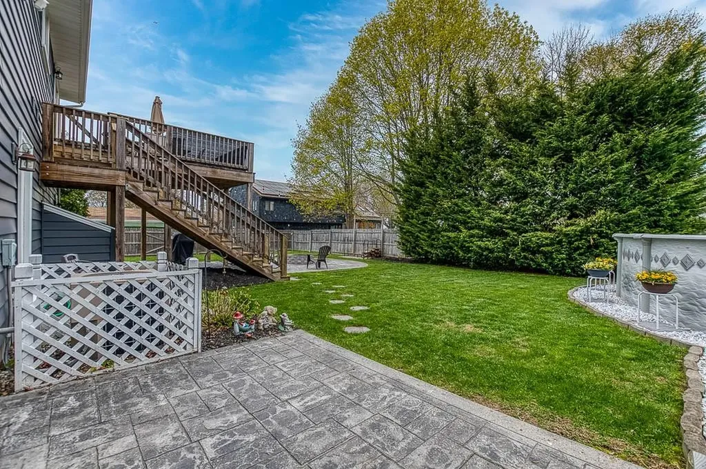 23 Detroit Avenue Warren RI 02885