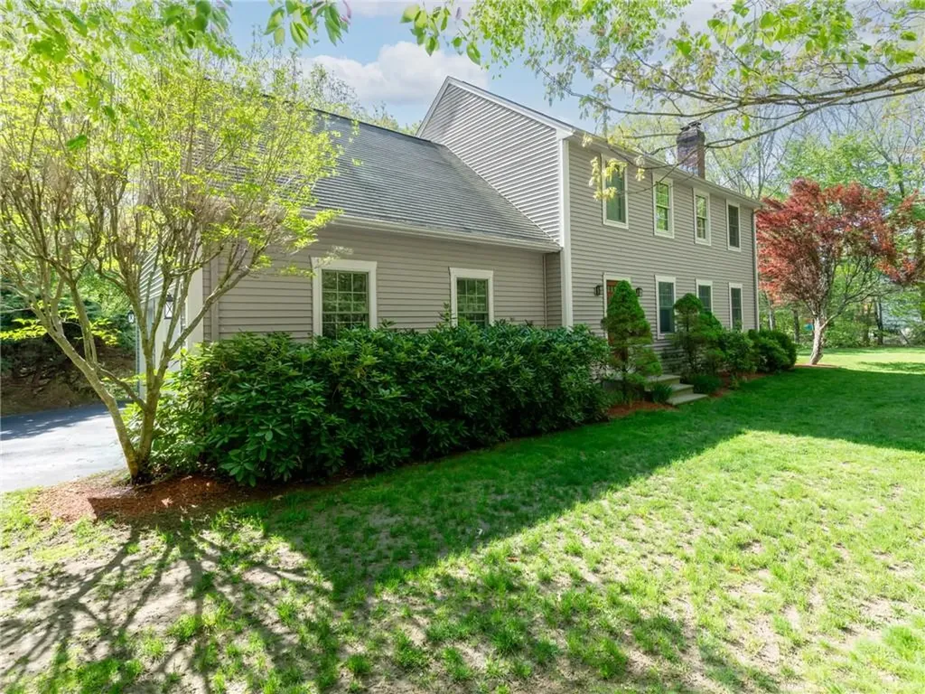 16 Whippoorwill Way West Greenwich RI 02817