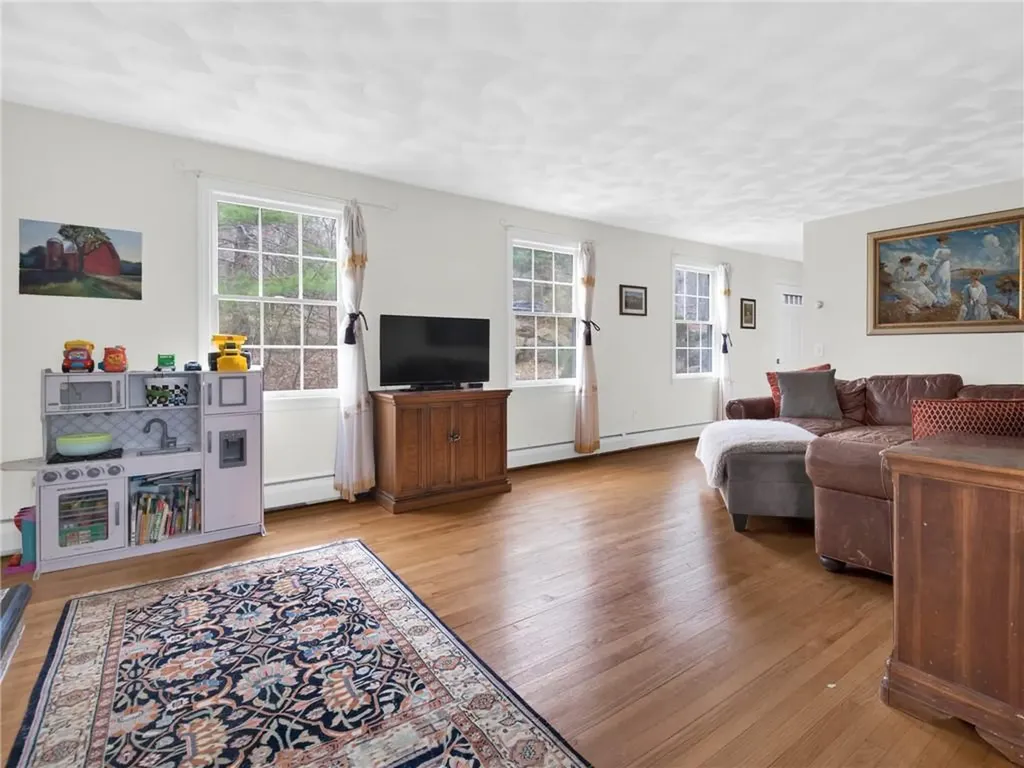 16 Whippoorwill Way West Greenwich RI 02817