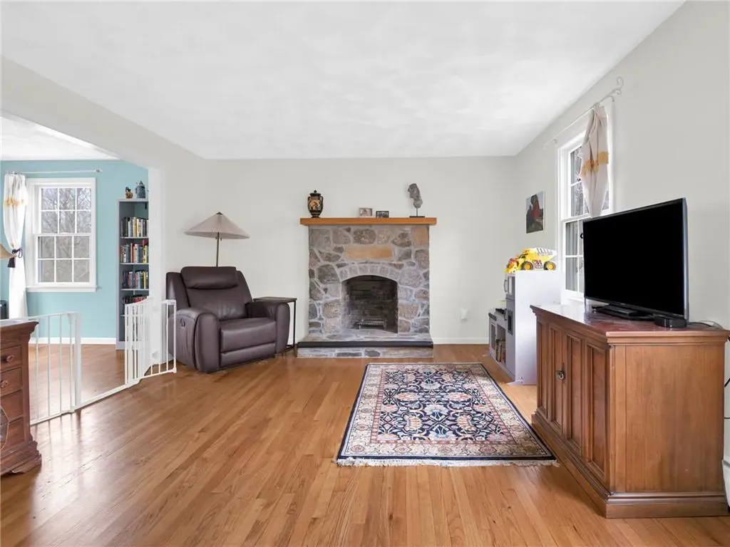 16 Whippoorwill Way West Greenwich RI 02817