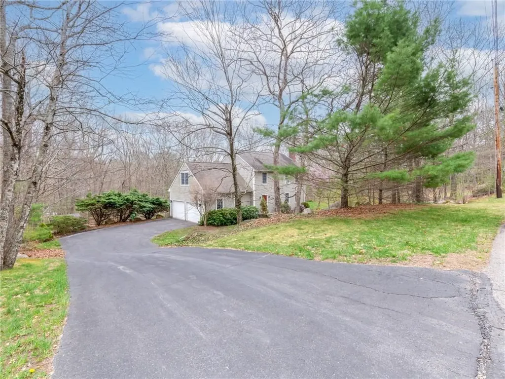 16 Whippoorwill Way West Greenwich RI 02817