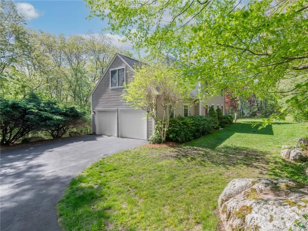 16 Whippoorwill Way West Greenwich RI 02817