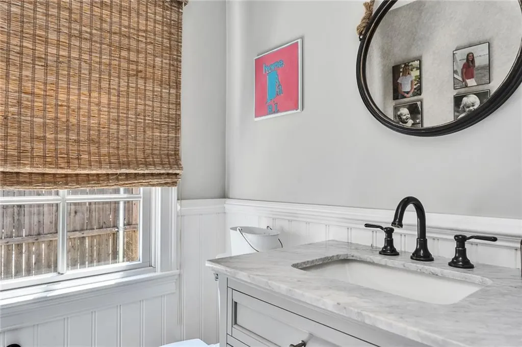 285 Narragansett Avenue Barrington RI 02806