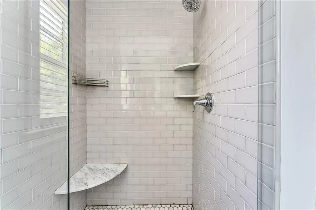 285 Narragansett Avenue Barrington RI 02806