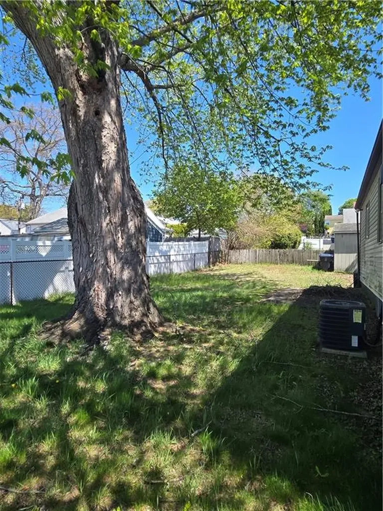 49 Jane Street North Providence RI 02904