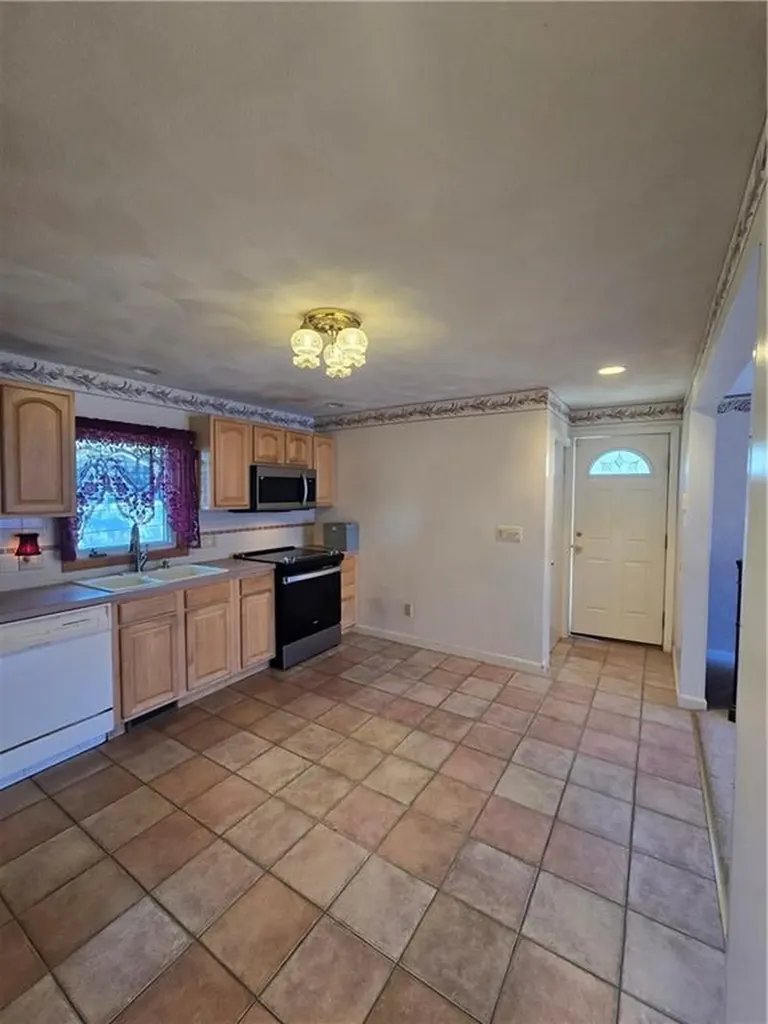 49 Jane Street North Providence RI 02904