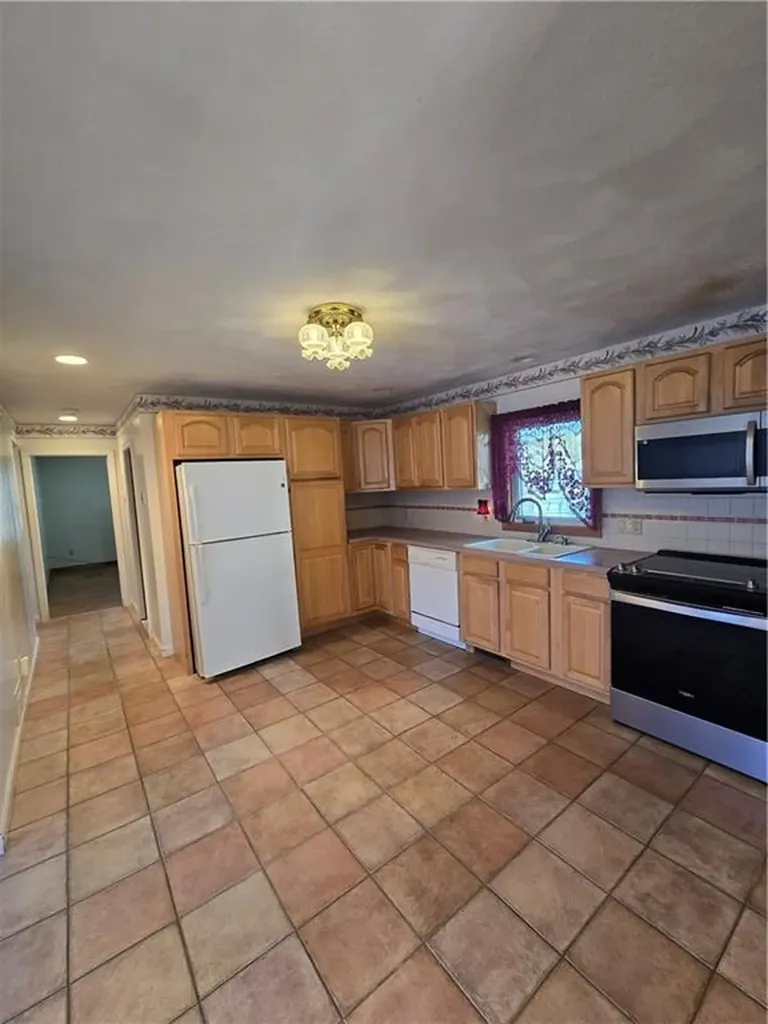 49 Jane Street North Providence RI 02904