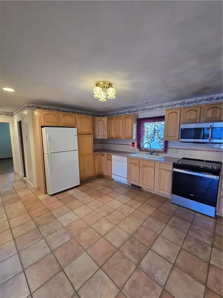 49 Jane Street North Providence RI 02904