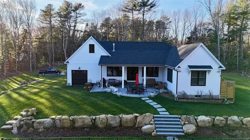 3 William Nichols Road West Greenwich RI 02817