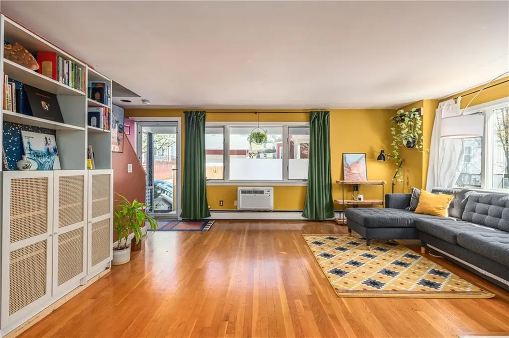 5 Amy Street Providence RI 02906