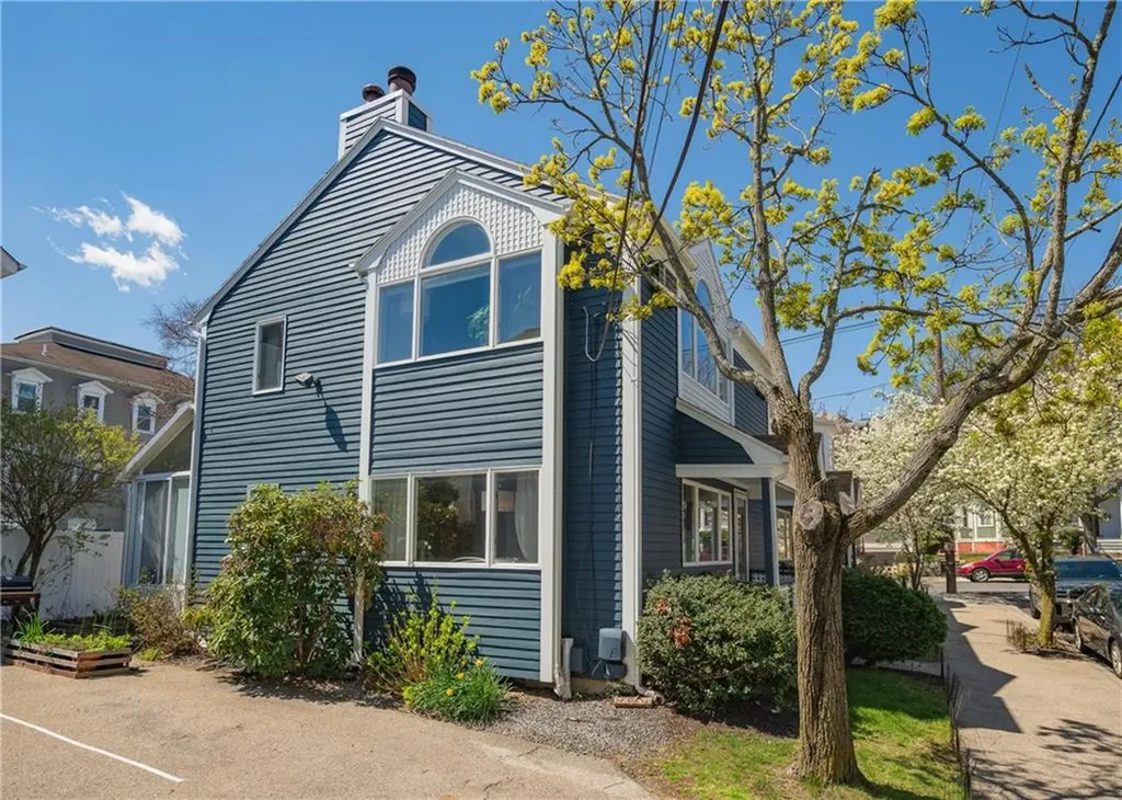 5 Amy Street Providence RI 02906