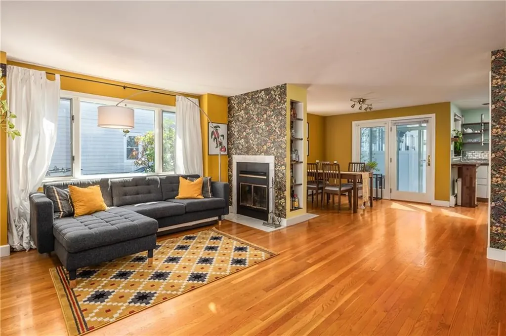 5 Amy Street Providence RI 02906