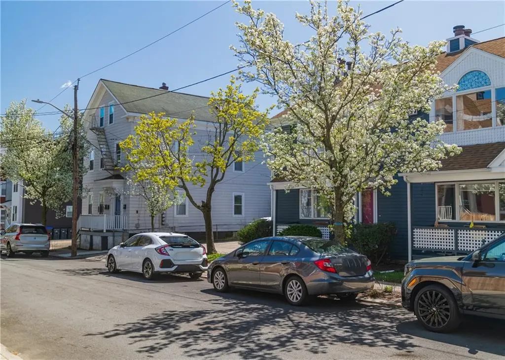 5 Amy Street Providence RI 02906