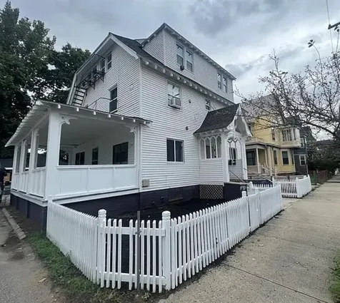 25 Wesleyan Avenue Providence RI 02907