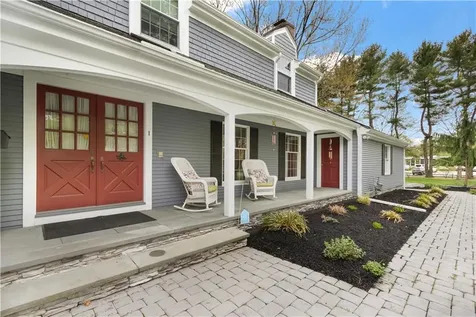 1 Pierce Court Barrington RI 02806