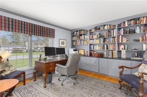 1 Pierce Court Barrington RI 02806