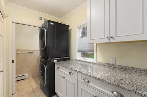 1 Pierce Court Barrington RI 02806