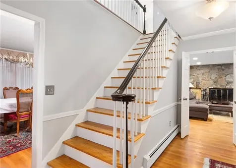 1 Pierce Court Barrington RI 02806