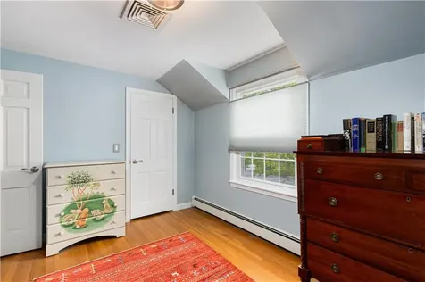 1 Pierce Court Barrington RI 02806