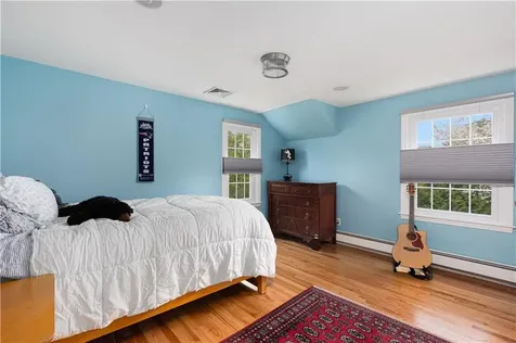 1 Pierce Court Barrington RI 02806